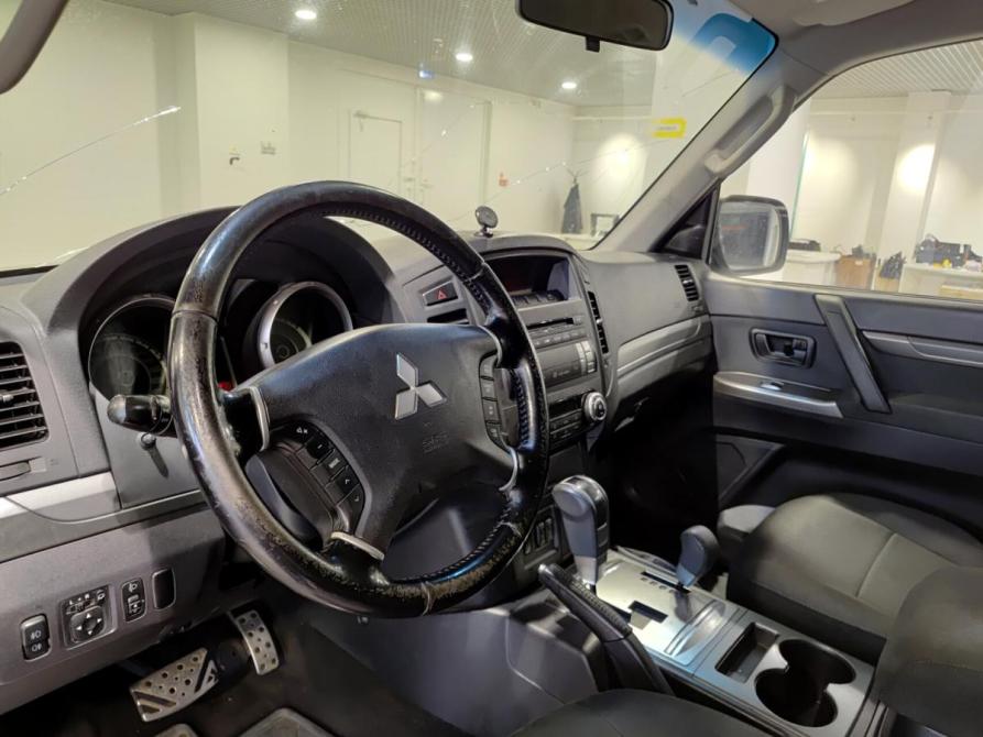 Mitsubishi Pajero IV Рестайлинг 1 Казань  - изображение 20