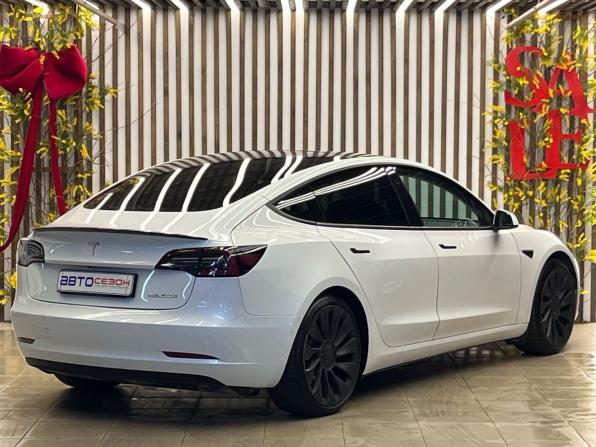 Tesla Model 3 I с пробегом 2021 года, цена 3 290 000 рублей, 93700 км, седан, Автокод Объявления