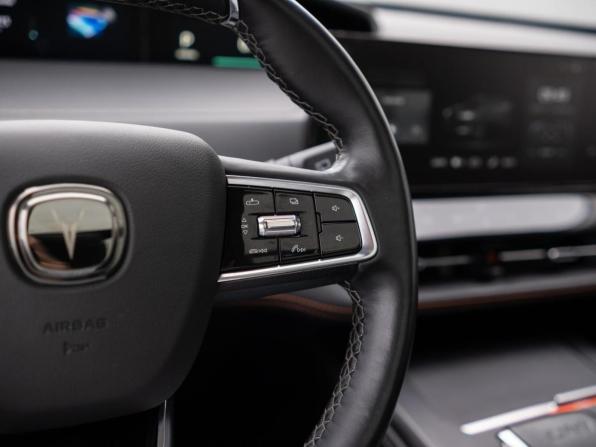 Changan UNI-K с пробегом 2024 года, цена 3 100 000 рублей, 37915 км, внедорожник, Автокод Объявления