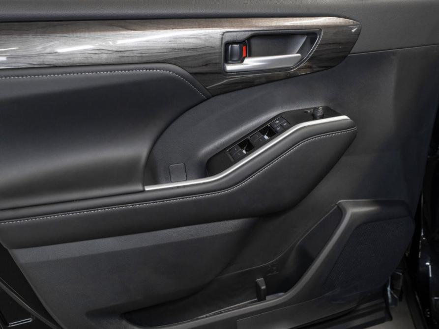 Toyota Highlander IV (XU70) Москва  - изображение 16