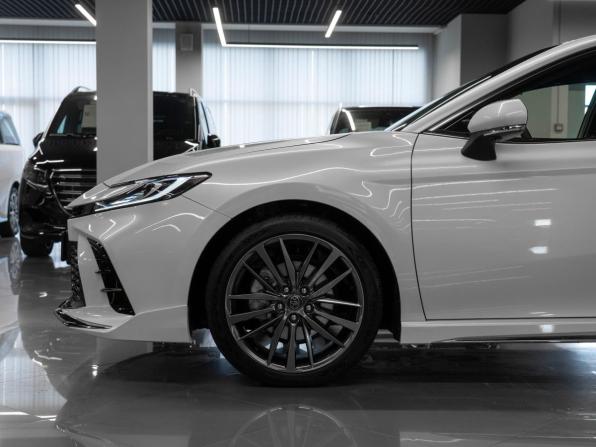 Toyota Camry IX (XV80) China Market с пробегом 2025 года, цена 4 130 000 рублей, 50 км, седан, Автокод Объявления