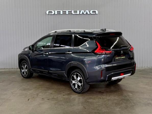 Mitsubishi Xpander I с пробегом 2022 года, цена 2 047 000 рублей, 52753 км, внедорожник, Автокод Объявления