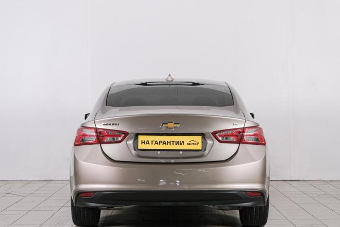 Chevrolet Malibu IX Рестайлинг с пробегом 2022 года, цена 1 849 000 рублей, 115649 км, седан, Автокод Объявления