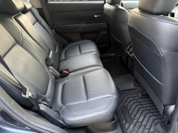 Mitsubishi Outlander III Рестайлинг 3 с пробегом 2021 года, цена 2 959 000 рублей, 52886 км, внедорожник, Автокод Объявления