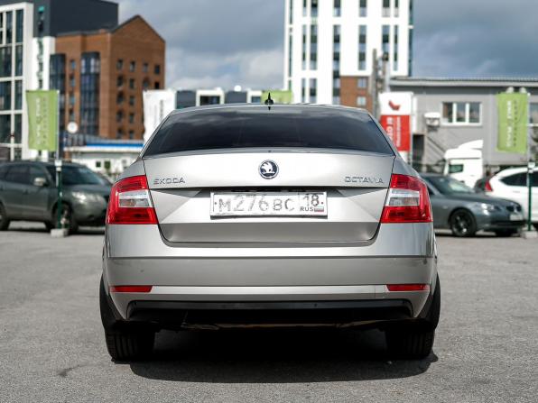 Skoda Octavia III (A7) Рестайлинг с пробегом 2017 года, цена 1 599 000 рублей, 132375 км, лифтбек, Автокод Объявления