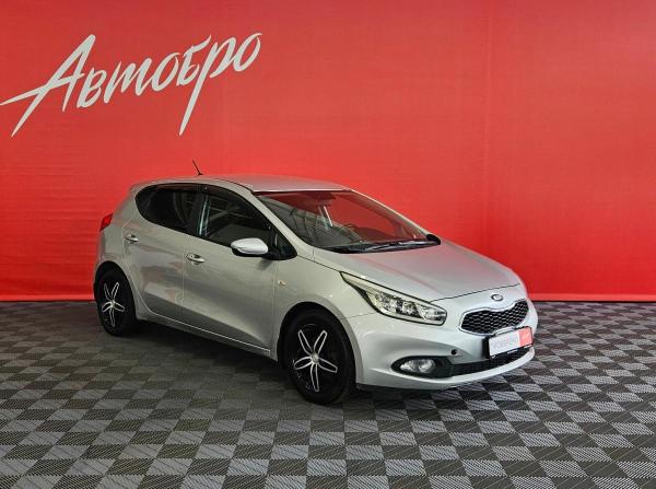 Kia Ceed II с пробегом 2014 года, цена 660 000 рублей, 245440 км, хэтчбек, Автокод Объявления