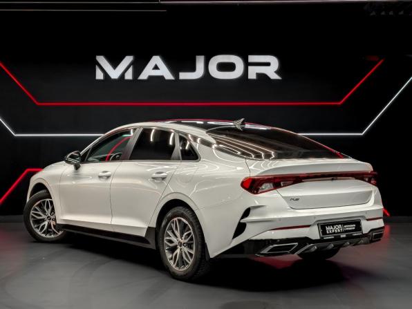 Kia K5 III с пробегом 2022 года, цена 2 425 000 рублей, 80484 км, седан, Автокод Объявления