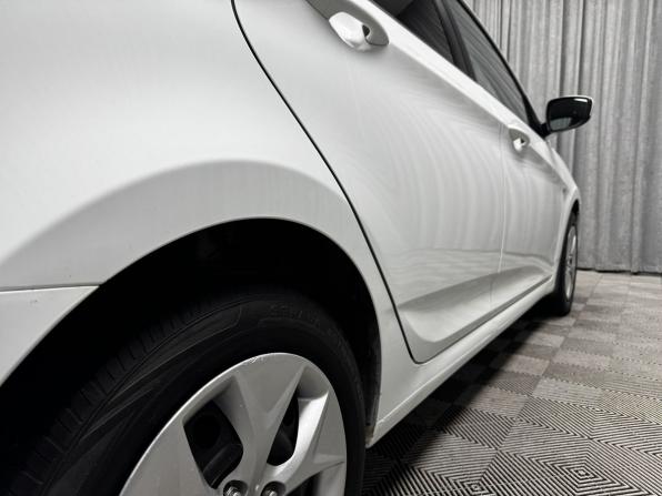 Hyundai Solaris I Рестайлинг с пробегом 2016 года, цена 850 000 рублей, 255517 км, седан, Автокод Объявления
