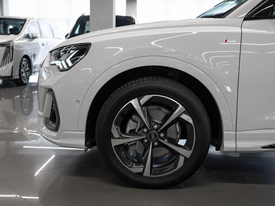 Audi Q3 II (F3) Москва  - изображение 23