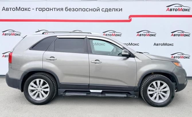 Kia Sorento II с пробегом 2010 года, цена 1 021 000 рублей, 338848 км, внедорожник, Автокод Объявления
