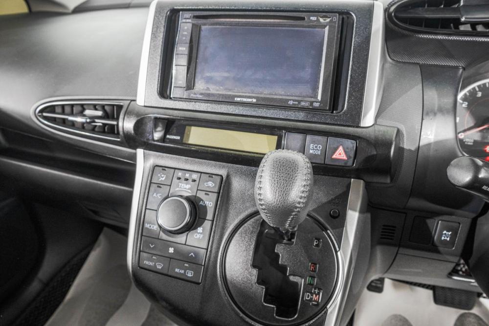 Toyota Wish II Рестайлинг Барнаул  - изображение 17
