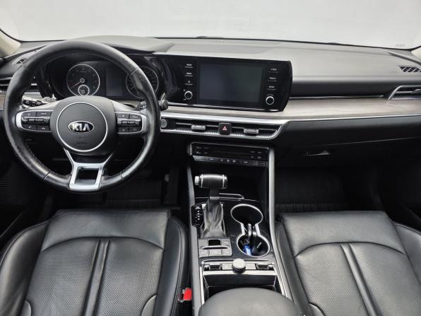 Kia K5 III с пробегом 2021 года, цена 2 150 000 рублей, 170866 км, седан, Автокод Объявления