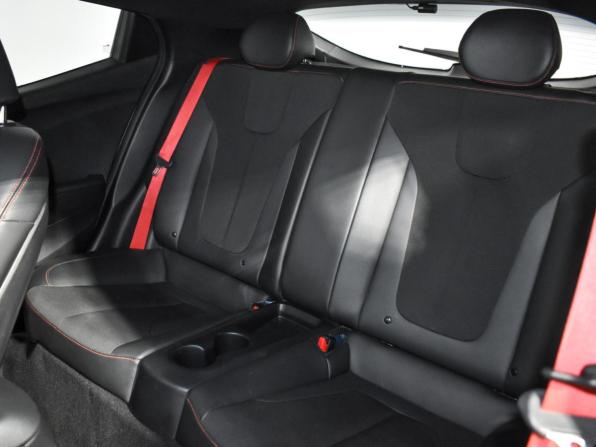 Hyundai Veloster II с пробегом 2018 года, цена 1 468 000 рублей, 97086 км, хэтчбек, Автокод Объявления