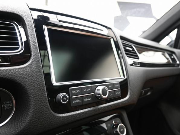 Volkswagen Touareg II с пробегом 2013 года, цена 2 429 900 рублей, 157450 км, внедорожник, Автокод Объявления