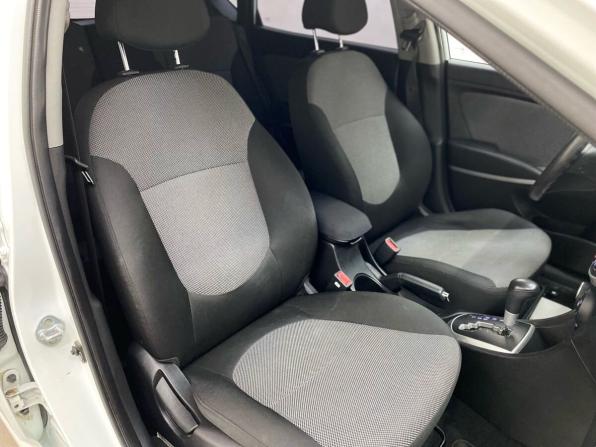 Hyundai Solaris I с пробегом 2014 года, цена 920 000 рублей, 151603 км, хэтчбек, Автокод Объявления