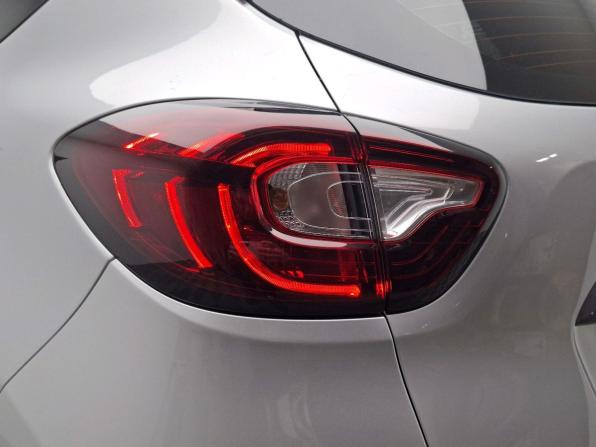Renault Kaptur I Рестайлинг с пробегом 2021 года, цена 1 839 000 рублей, 66184 км, внедорожник, Автокод Объявления