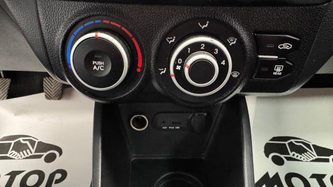Kia Rio III с пробегом 2012 года, цена 599 000 рублей, 228905 км, седан, Автокод Объявления