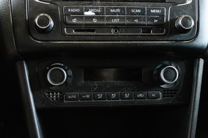 Volkswagen Polo V с пробегом 2013 года, цена 700 000 рублей, 185628 км, седан, Автокод Объявления
