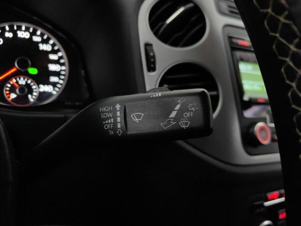Volkswagen Tiguan I Рестайлинг с пробегом 2015 года, цена 1 298 000 рублей, 140000 км, внедорожник, Автокод Объявления