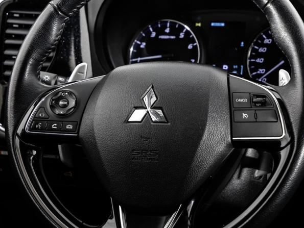 Mitsubishi Outlander III Рестайлинг 3 с пробегом 2021 года, цена 2 899 000 рублей, 98413 км, внедорожник, Автокод Объявления
