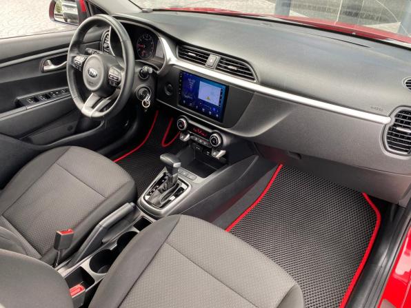 Kia Rio IV Рестайлинг с пробегом 2020 года, цена 1 629 000 рублей, 45292 км, седан, Автокод Объявления