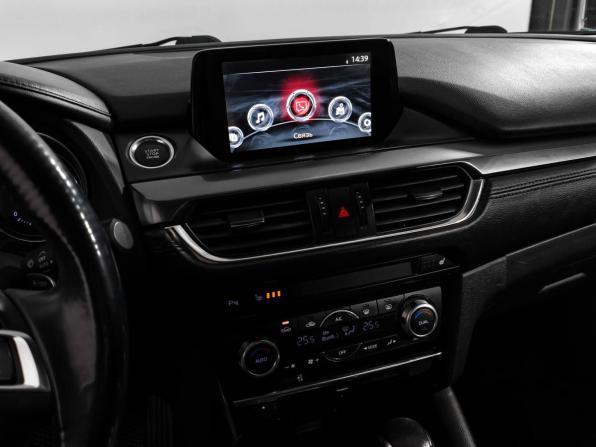 Mazda 6 III (GJ) Рестайлинг с пробегом 2015 года, цена 1 544 000 рублей, 133192 км, седан, Автокод Объявления