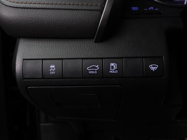 Toyota Camry VIII (XV70) с пробегом 2020 года, цена 2 249 000 рублей, 168192 км, седан, Автокод Объявления