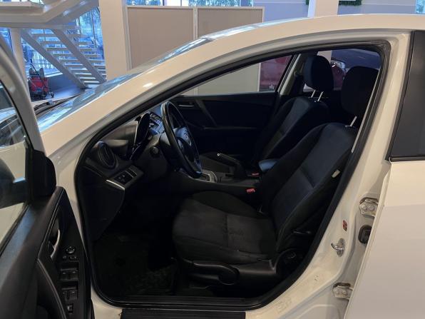 Mazda 3 II (BL) с пробегом 2009 года, цена 730 000 рублей, 295000 км, седан, Автокод Объявления