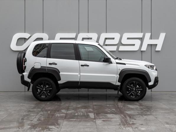 Lada (ВАЗ) Niva Travel I с пробегом 2023 года, цена 1 098 000 рублей, 34892 км, внедорожник, Автокод Объявления
