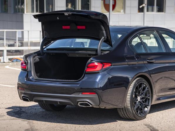 BMW 5 серии VII (G30/G31/G38) Рестайлинг с пробегом 2020 года, цена 4 498 000 рублей, 77660 км, седан, Автокод Объявления