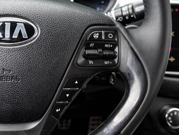 Kia Ceed II с пробегом 2013 года, цена 965 000 рублей, 251916 км, хэтчбек, Автокод Объявления