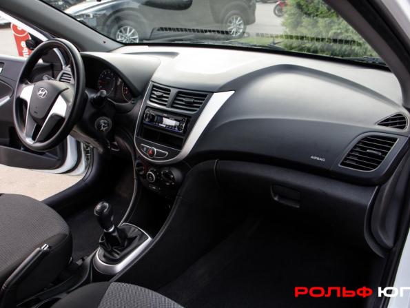 Hyundai Solaris I с пробегом 2012 года, цена 718 000 рублей, 165141 км, хэтчбек, Автокод Объявления