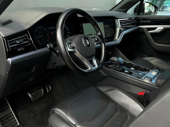 Volkswagen Touareg III с пробегом 2020 года, цена 4 198 600 рублей, 183960 км, внедорожник, Автокод Объявления