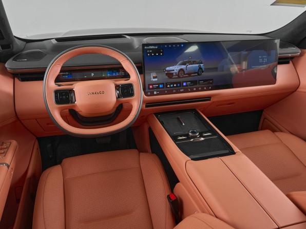 Lynk &amp; Co 900 с пробегом 2025 года, цена 7 745 000 рублей, 51 км, внедорожник, Автокод Объявления