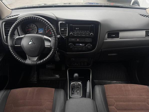 Mitsubishi Outlander III Рестайлинг 2 с пробегом 2018 года, цена 1 955 000 рублей, 57631 км, внедорожник, Автокод Объявления