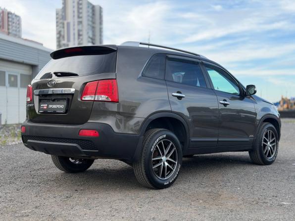 Kia Sorento II с пробегом 2010 года, цена 1 085 000 рублей, 321000 км, внедорожник, Автокод Объявления