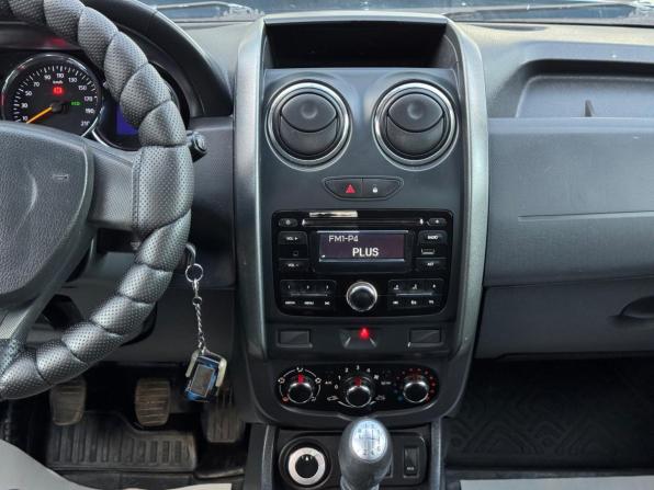 Renault Duster I Рестайлинг с пробегом 2015 года, цена 1 020 000 рублей, 174400 км, внедорожник, Автокод Объявления