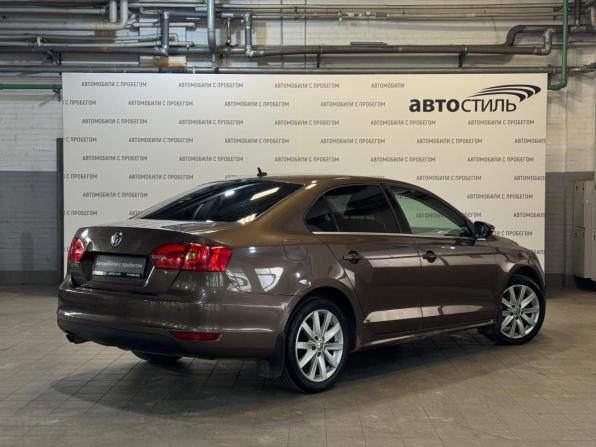 Volkswagen Jetta VI с пробегом 2013 года, цена 799 000 рублей, 238000 км, седан, Автокод Объявления