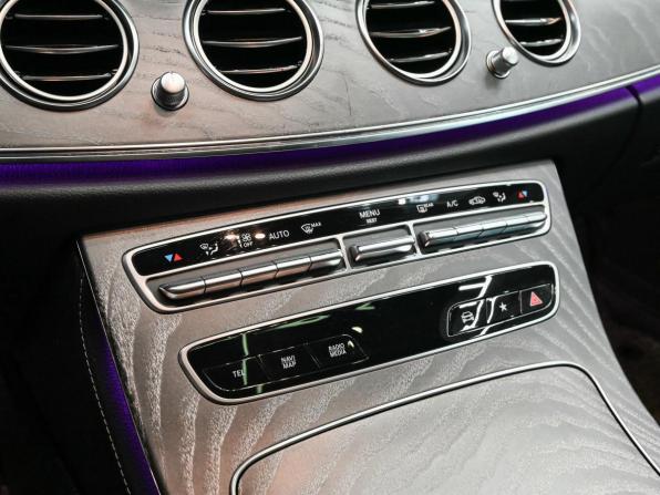 Mercedes-Benz E-Класс V (W213 S213 C238) Рестайлинг с пробегом 2020 года, цена 4 690 000 рублей, 116581 км, седан, Автокод Объявления