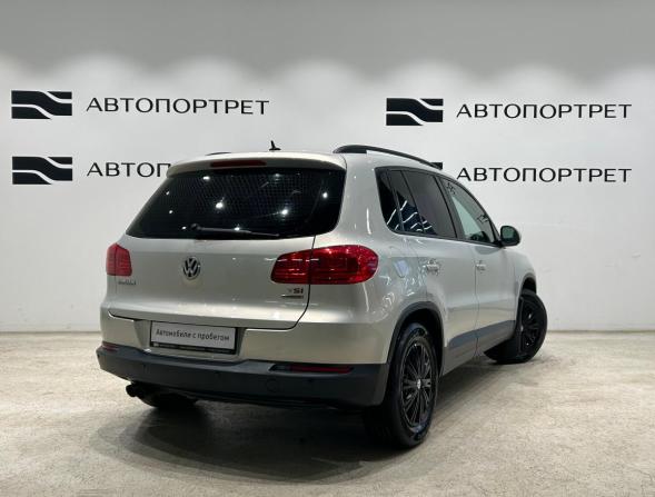 Volkswagen Tiguan I Рестайлинг с пробегом 2013 года, цена 1 049 000 рублей, 199069 км, внедорожник, Автокод Объявления