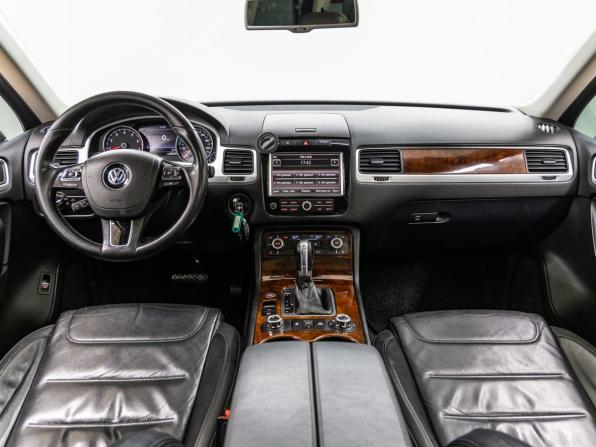 Volkswagen Touareg II с пробегом 2013 года, цена 1 750 000 рублей, 285363 км, внедорожник, Автокод Объявления