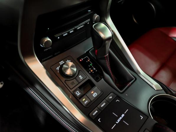 Lexus NX I Рестайлинг с пробегом 2021 года, цена 4 270 000 рублей, 84818 км, внедорожник, Автокод Объявления