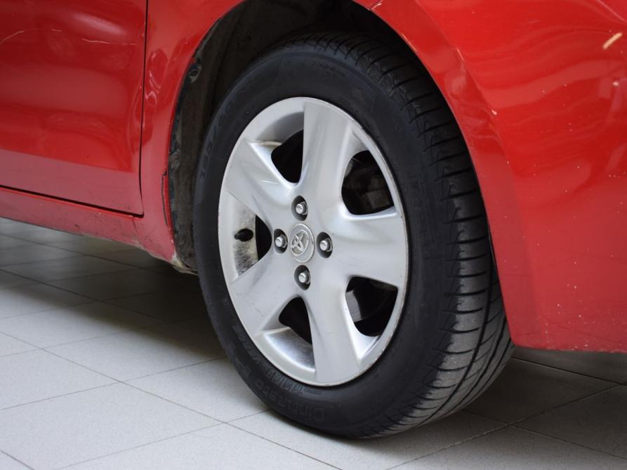 Toyota Yaris II Челябинск  - изображение 9