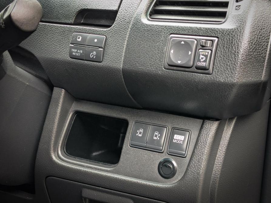 Nissan Serena IV (C26) Екатеринбург  - изображение 14