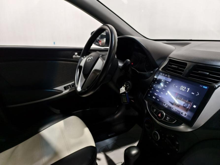 Hyundai Solaris I Курск  - изображение 6