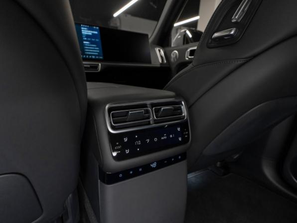 Li Auto (Lixiang) L7 I Рестайлинг с пробегом 2025 года, цена 8 500 000 рублей, 50 км, внедорожник, Автокод Объявления