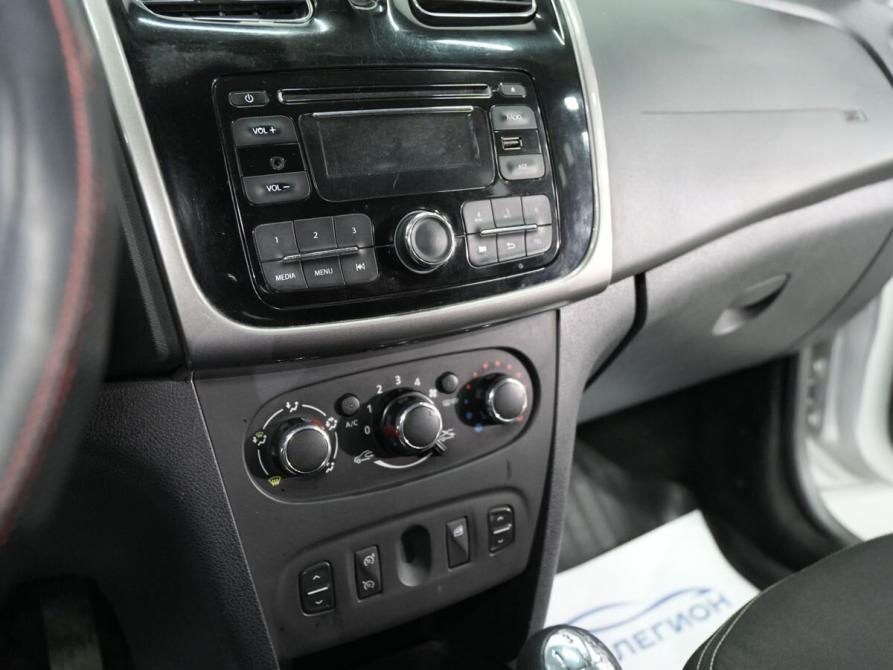 Renault Logan II Новосибирск  - изображение 25