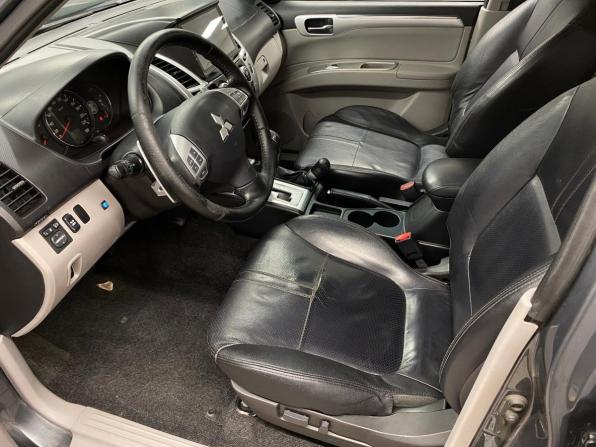 Mitsubishi Pajero Sport II Рестайлинг с пробегом 2013 года, цена 1 490 000 рублей, 226546 км, внедорожник, Автокод Объявления
