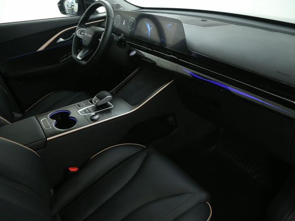 Omoda C5 I с пробегом 2023 года, цена 1 679 000 рублей, 27380 км, внедорожник, Автокод Объявления
