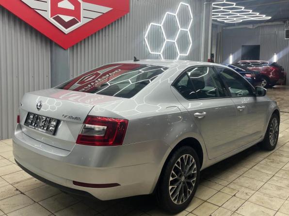 Skoda Octavia III (A7) Рестайлинг с пробегом 2017 года, цена 1 525 000 рублей, 130950 км, лифтбек, Автокод Объявления